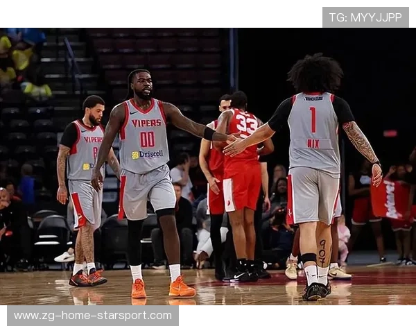 快船巅峰赛季场均9.7分！曝新疆男篮签下前NBA后卫蒂龙·华莱士，新疆男篮新疆男篮